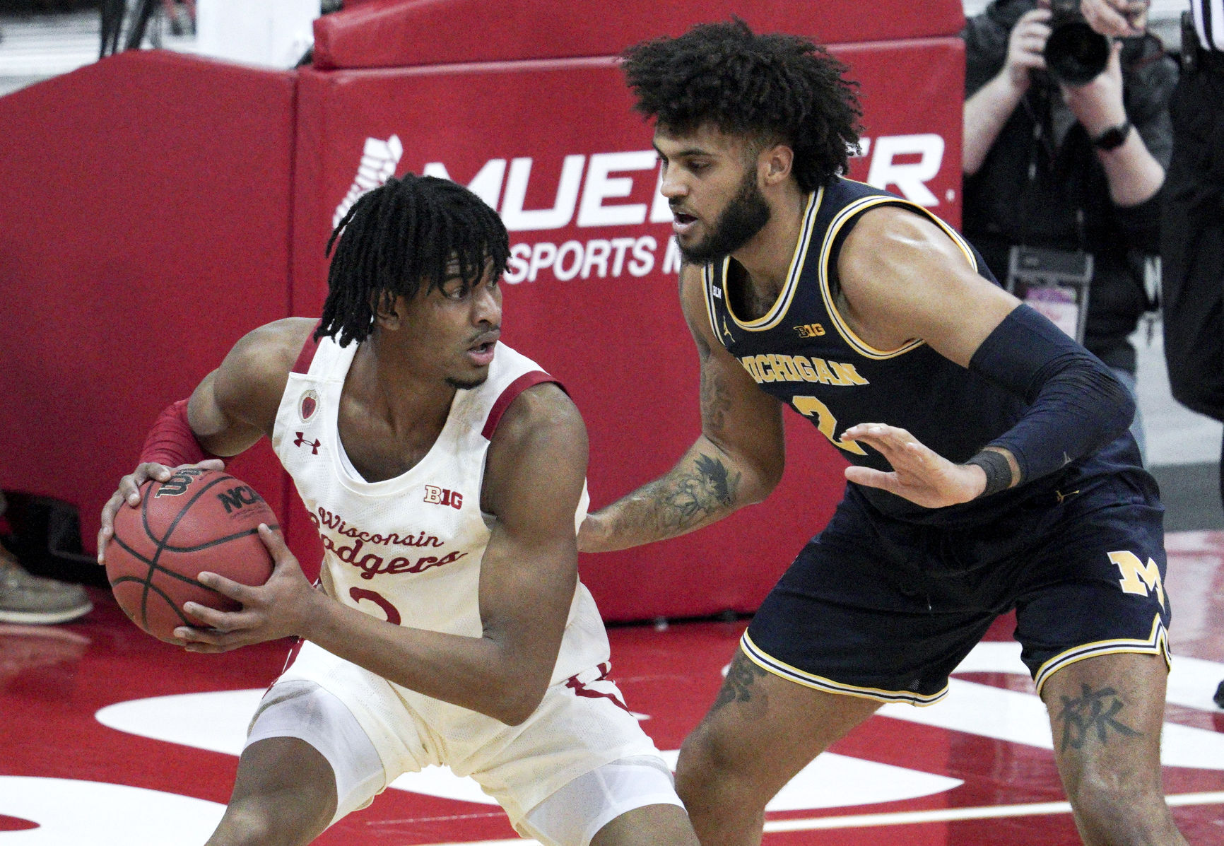 Michigan 67, UW 59